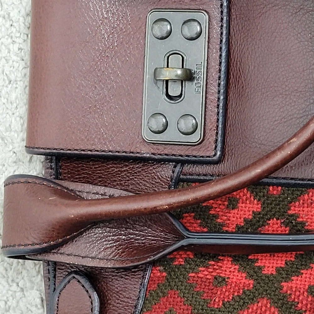 Vintage Fossil Reissue Tapestry Kilimanjaro Leather Hand Bag Turn-Lock Red Brown - Picture 8 of 16